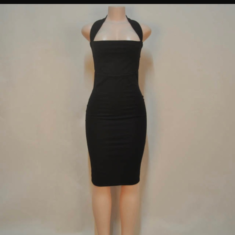 Black fitted bodycon dress - size small
